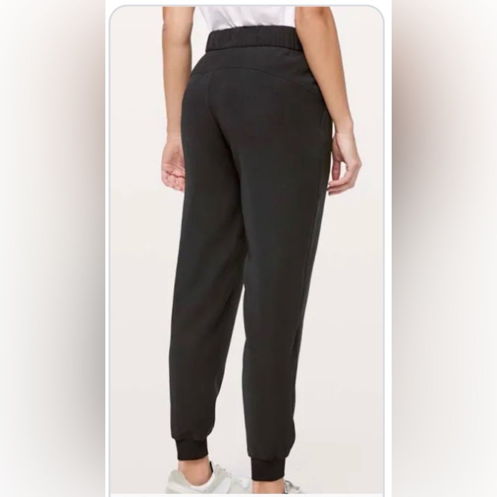 lululemon On The Fly black joggers